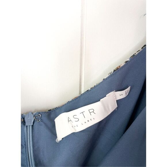 ASTR the Label Sweetheart Ruched Floral Mini Dress Size S - Picture 6 of 12